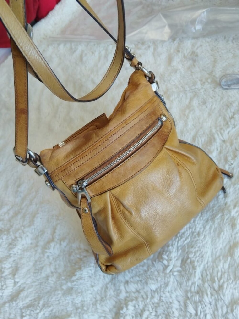 B. Makowsky Genuine Leather Crossbody Bag Camel Brown Multi Zip Pocket Purse